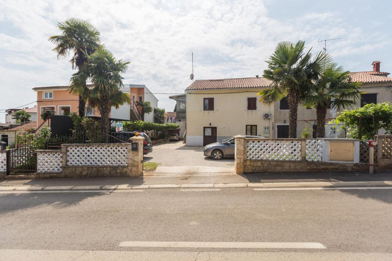 Apartman Ana Poreč Exterior foto