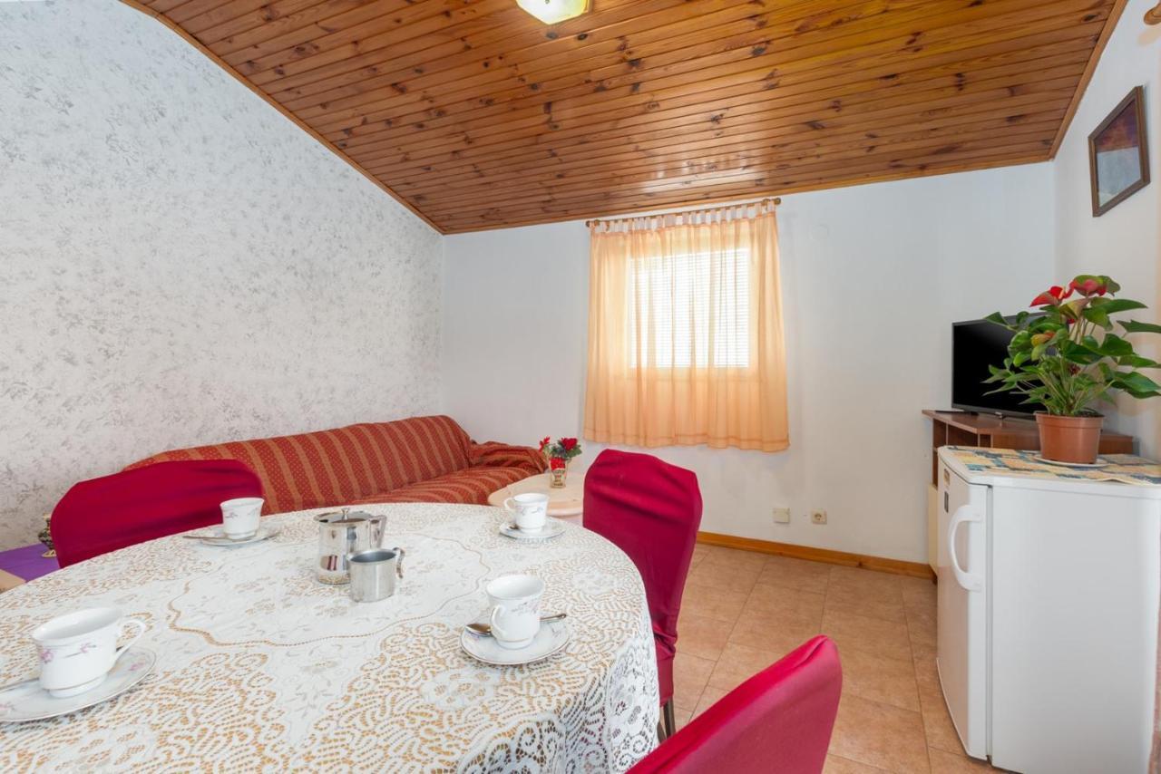 Apartman Ana Poreč Exterior foto