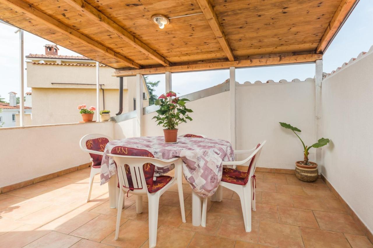 Apartman Ana Poreč Exterior foto