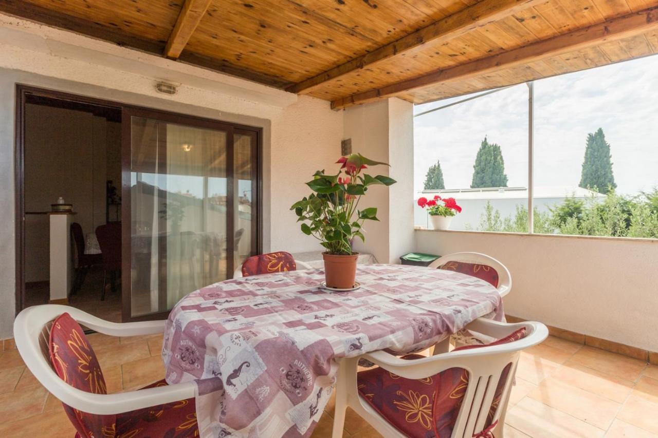 Apartman Ana Poreč Exterior foto